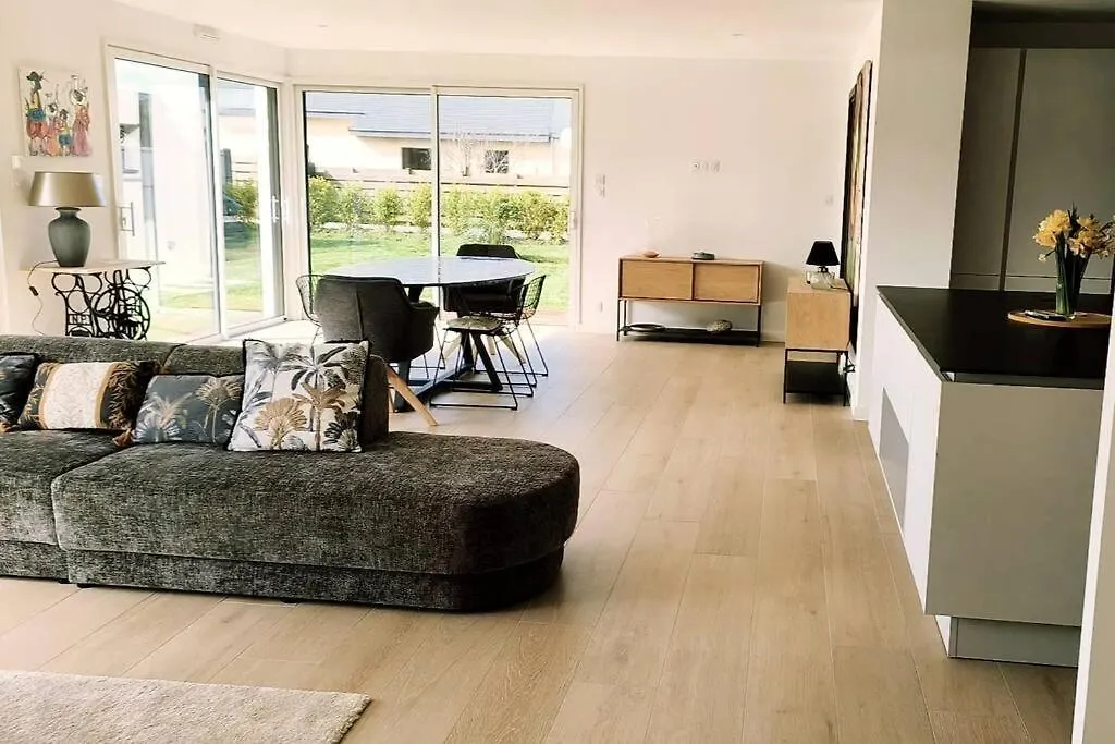 Maison Moderne Et Lumineuse A 5 Minutes A Pied Des Plages Landunvez フランス
