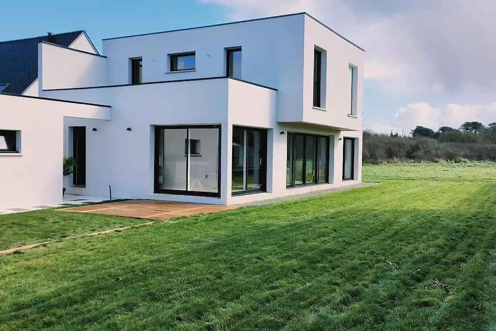 Maison Moderne Et Lumineuse A 5 Minutes A Pied Des Plages Landunvez
